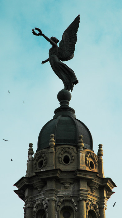 photoB_04_angel.jpg